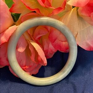 Elegant Green Genuine Jade Bangle Bracelet
